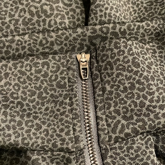 NWT Lululemon LAB Double-Knit Jacquard Half Zip in Leopardo Jacquard Grey - Picture 7 of 12